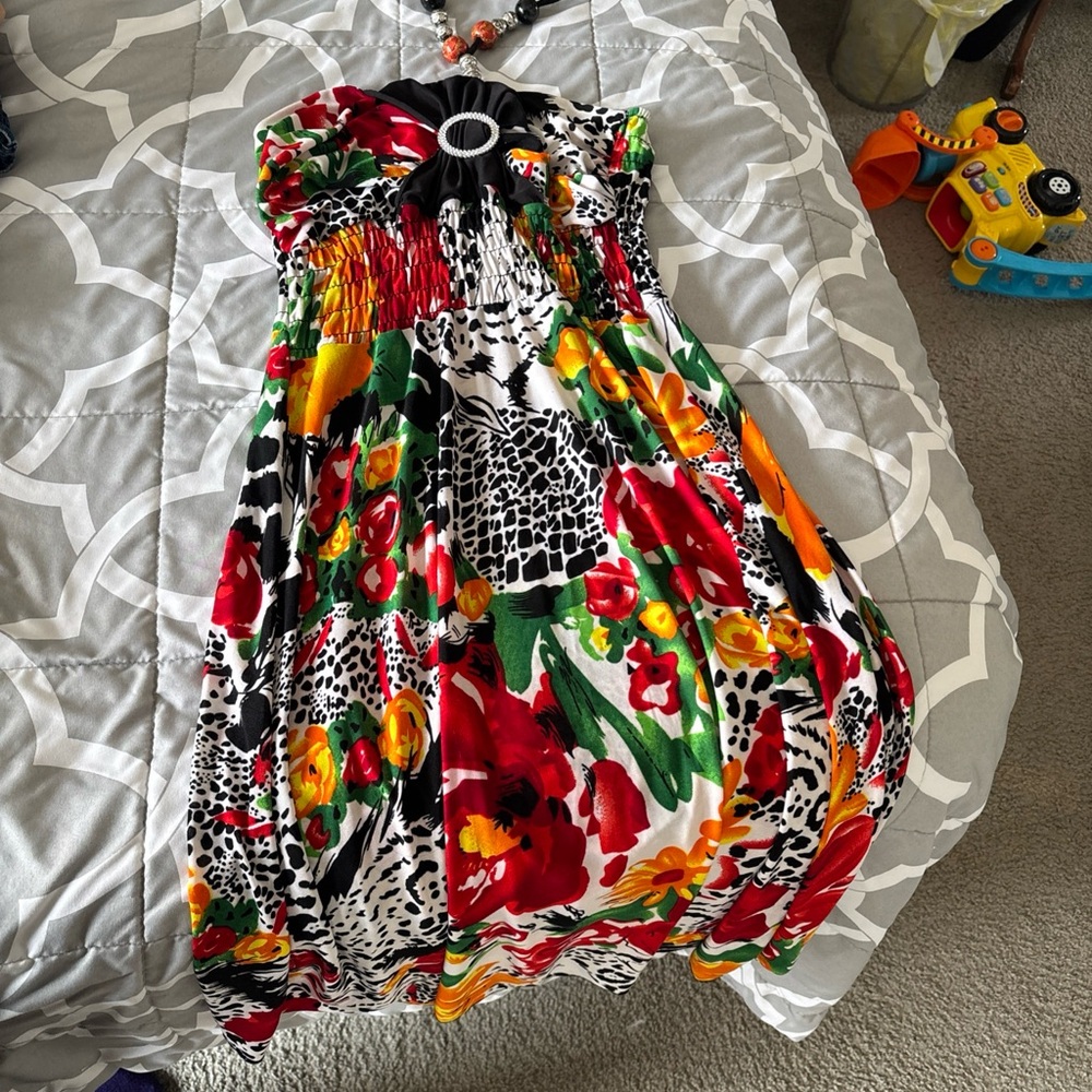 Used wardrobe size from Small to medium could sell as a bundle or individual